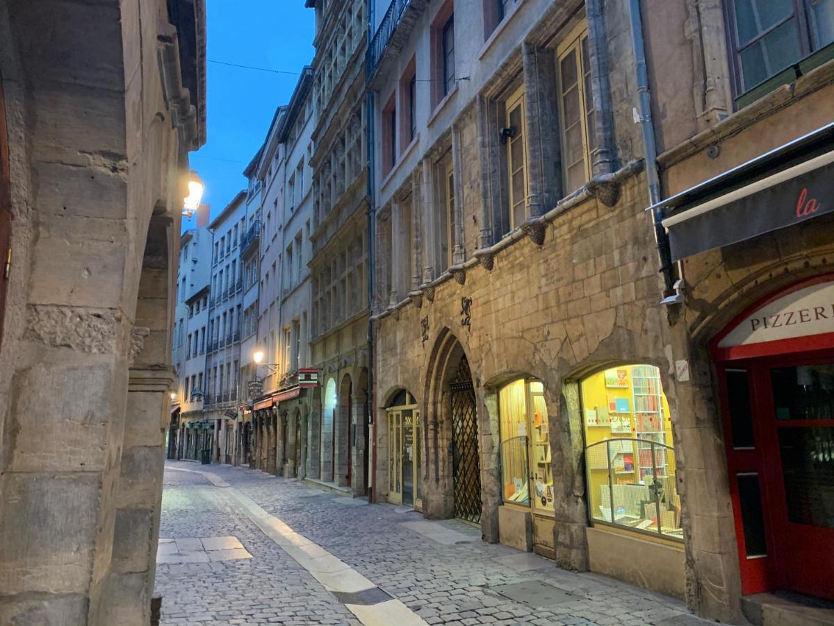 Gite Du Vieux Lyon Bagian luar foto