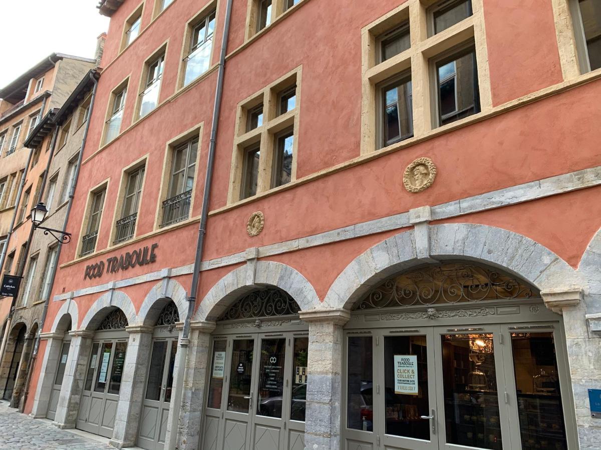 Gite Du Vieux Lyon Bagian luar foto