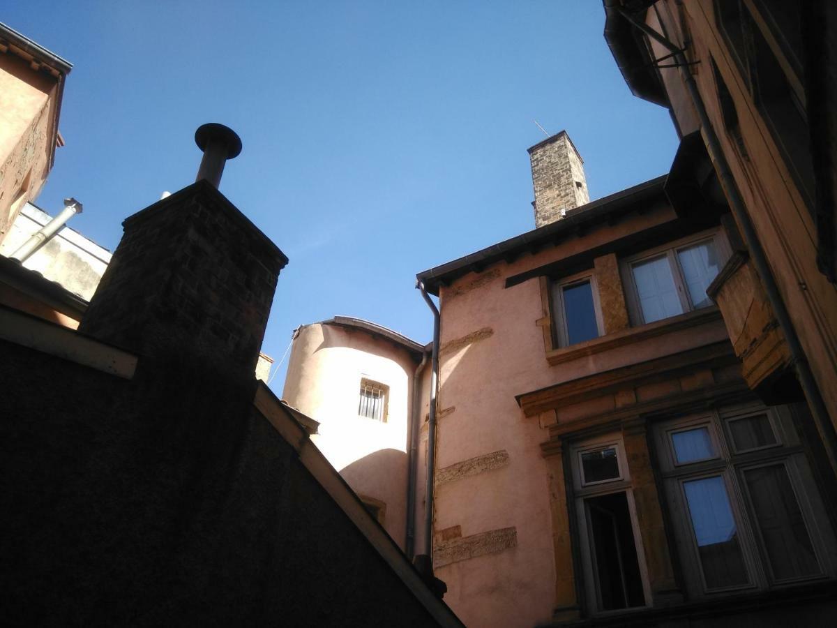Gite Du Vieux Lyon Bagian luar foto