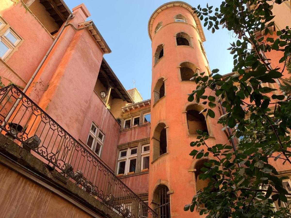 Gite Du Vieux Lyon Bagian luar foto